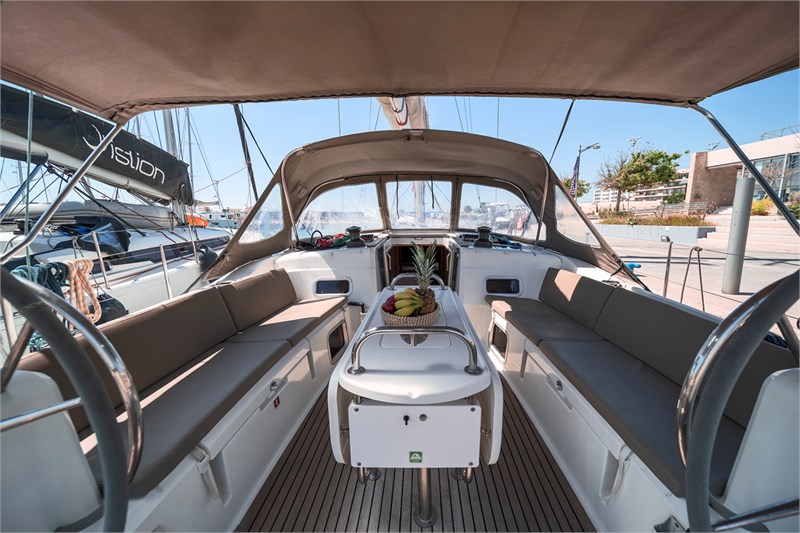 Sun Odyssey 479