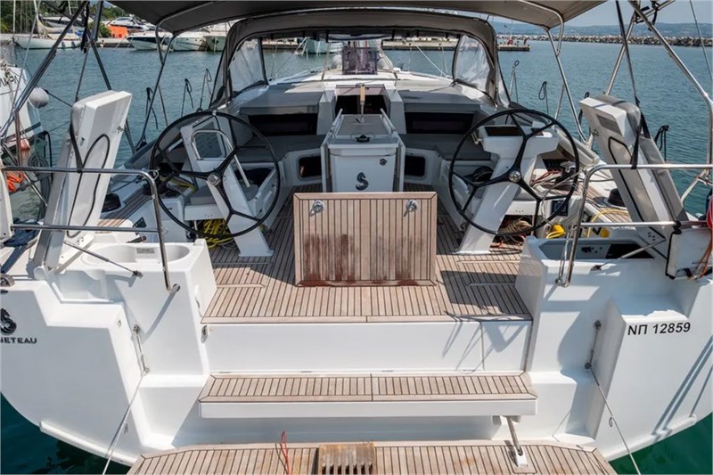 Oceanis 51.1