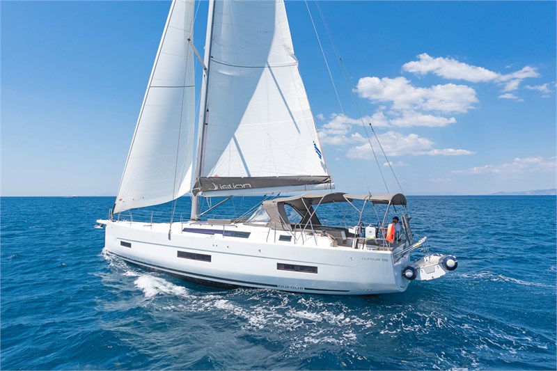 Dufour 530