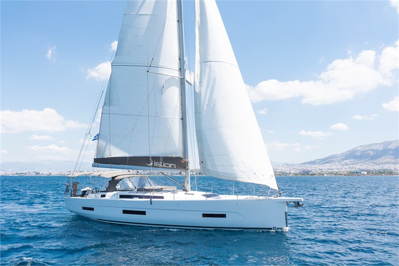 Dufour 530