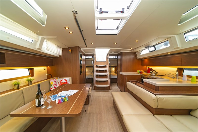Oceanis 51.1