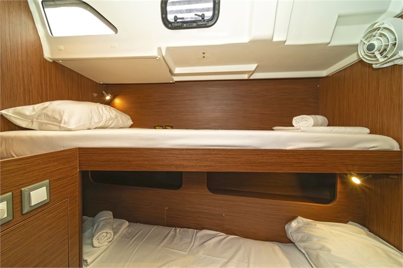 Oceanis 51.1