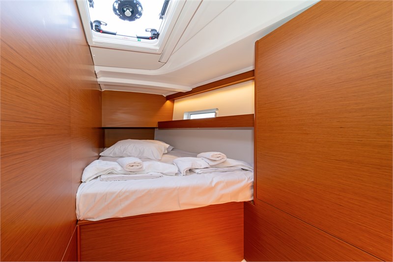 Sun Odyssey 490