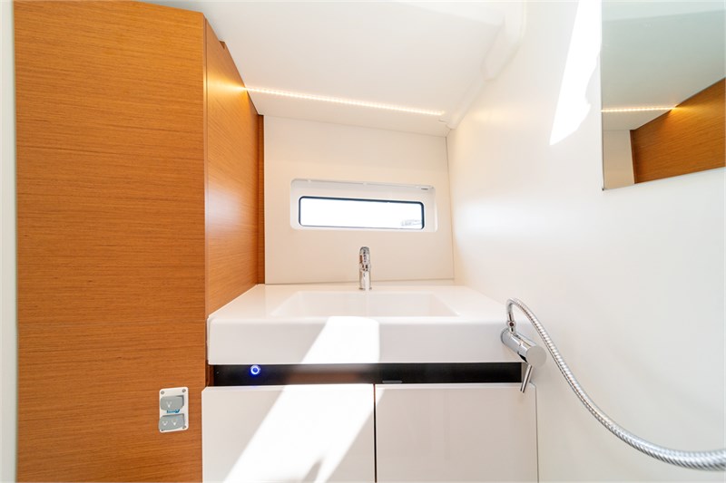Sun Odyssey 490