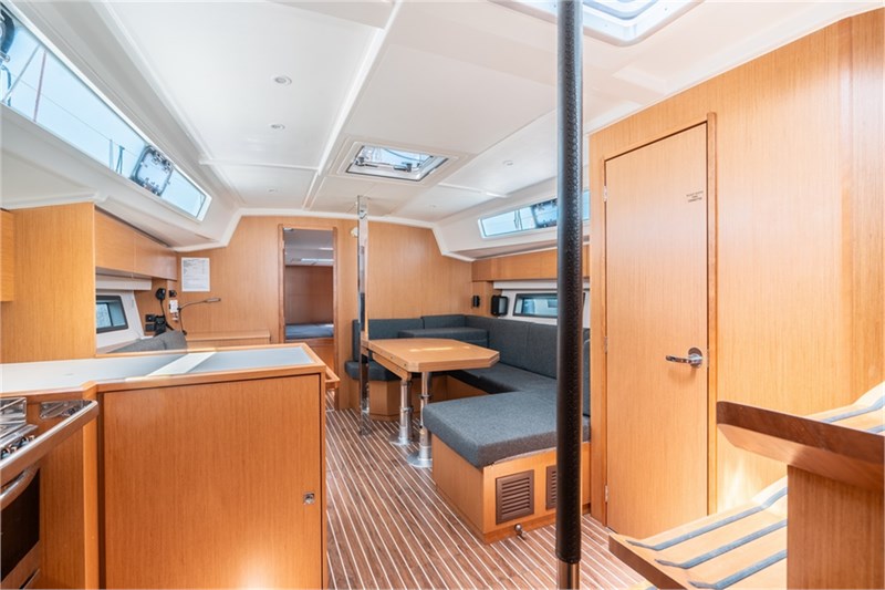 Bavaria C42