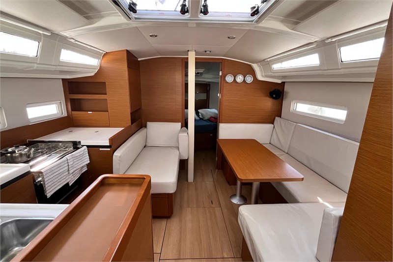 Sun Odyssey 410