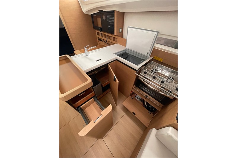 Sun Odyssey 410