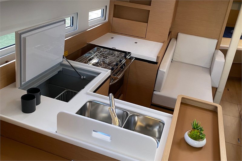 Sun Odyssey 410