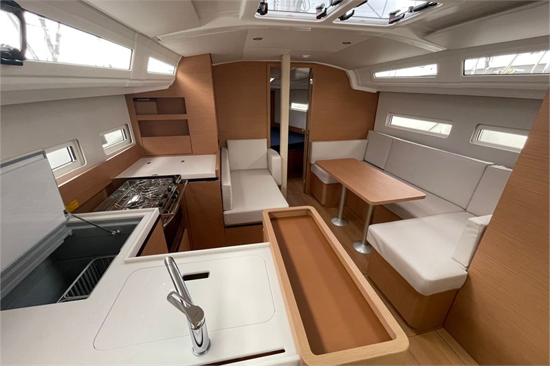 Sun Odyssey 410