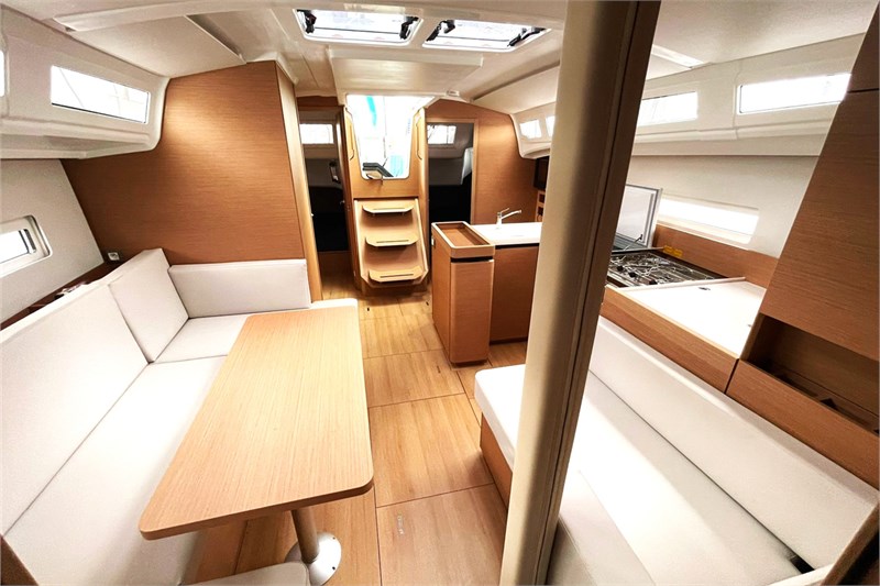 Sun Odyssey 410