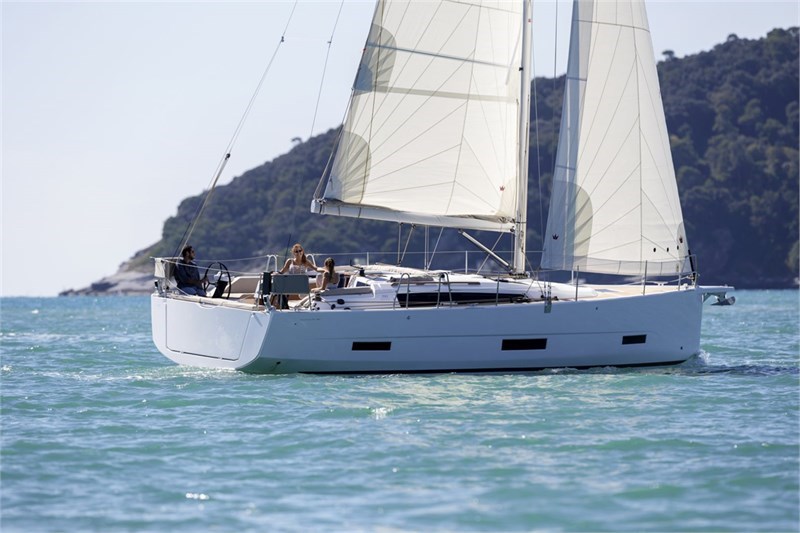 Dufour 390 Grand Large