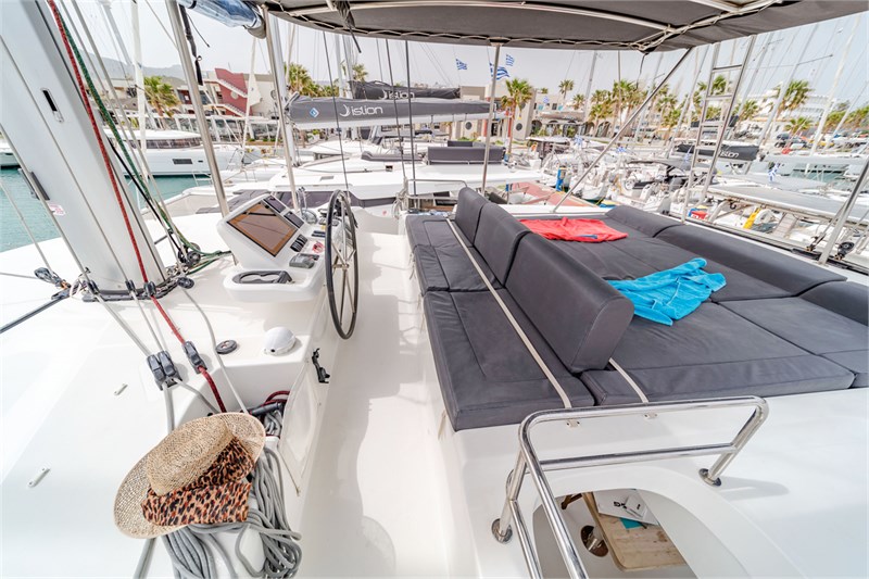 Lagoon 50