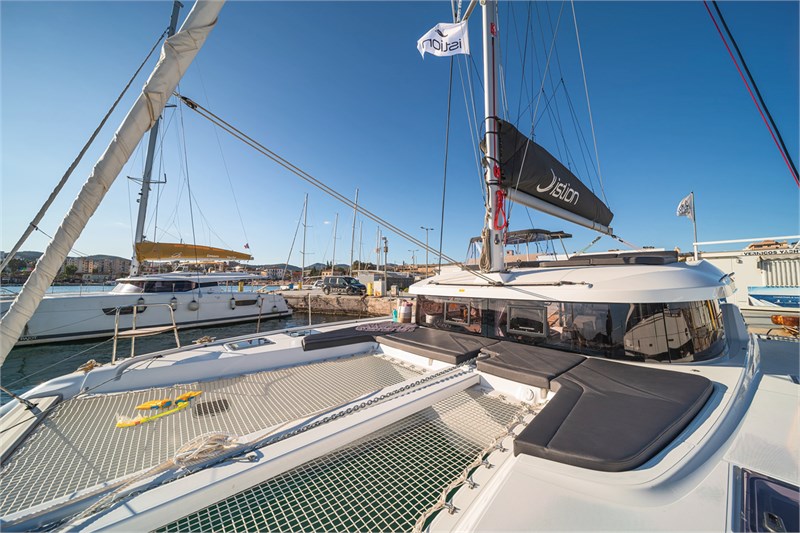 Lagoon 38