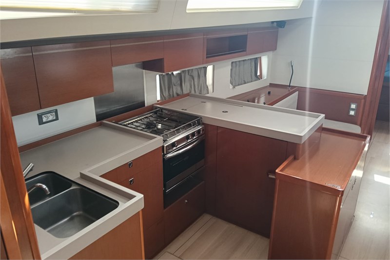 Oceanis 55.1