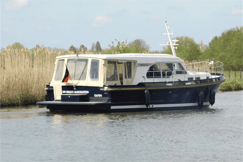Linssen Grand Sturdy Sedan 40.9
