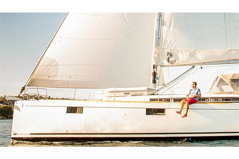 Oceanis 48