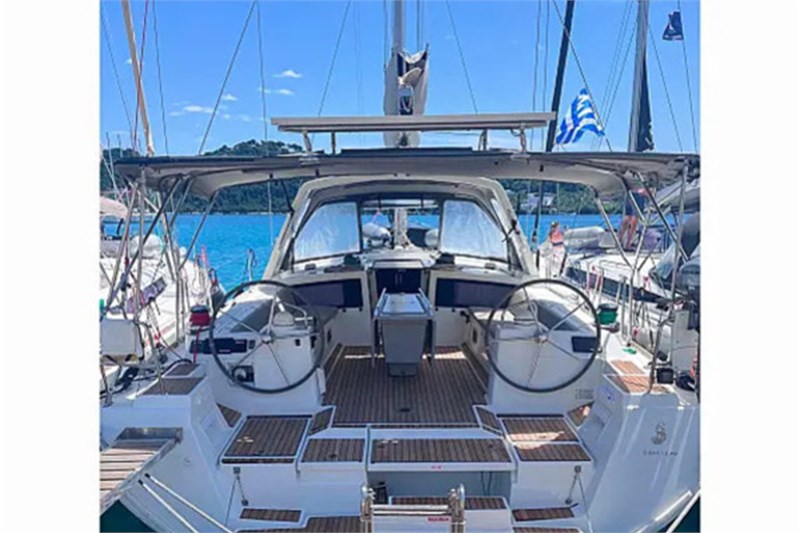 Oceanis 48